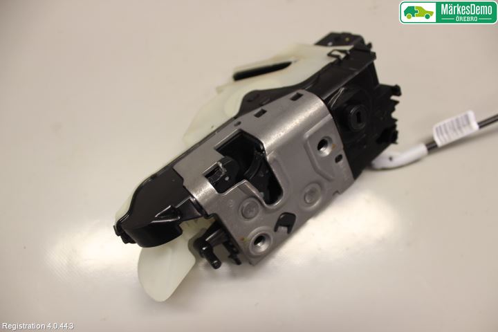 Peugeot 2008 13-20 Låskista-Dörrlås