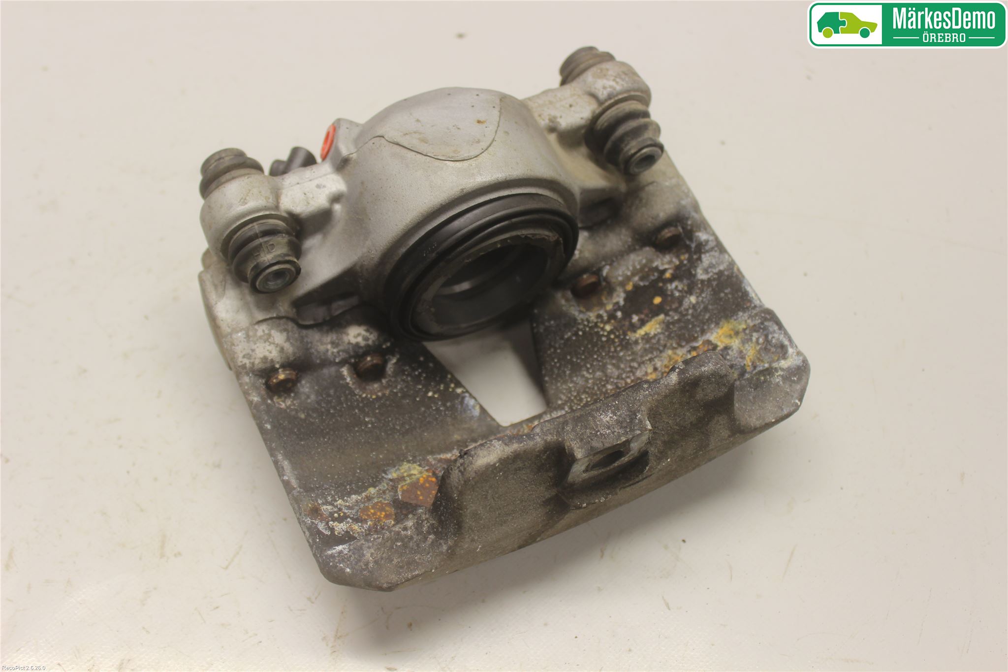 Audi A6/S6 4G 11-18 Bromsok Fram Höger