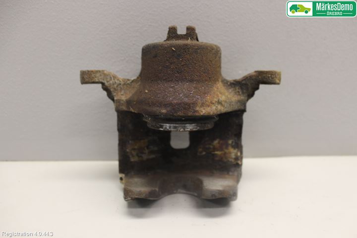 Nissan JUKE 14-19 Bromsok Fram Höger