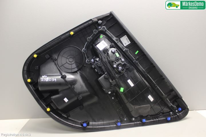 Kia CEED 12-18 Dörrklädsel Vä