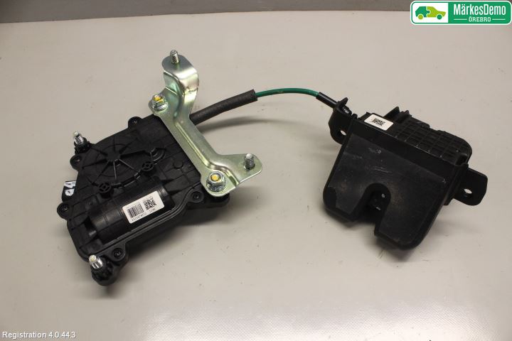 Kia SPORTAGE (SL) 11-15 Låskista Baklucka