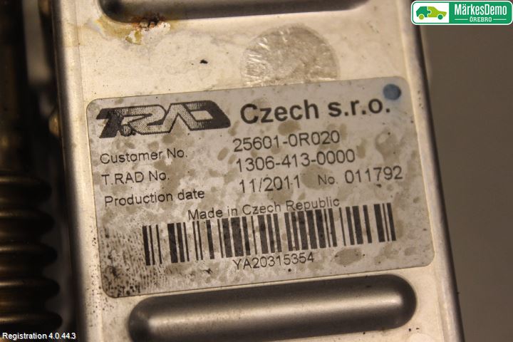 Toyota AVENSIS 09-15 Avgaskylare