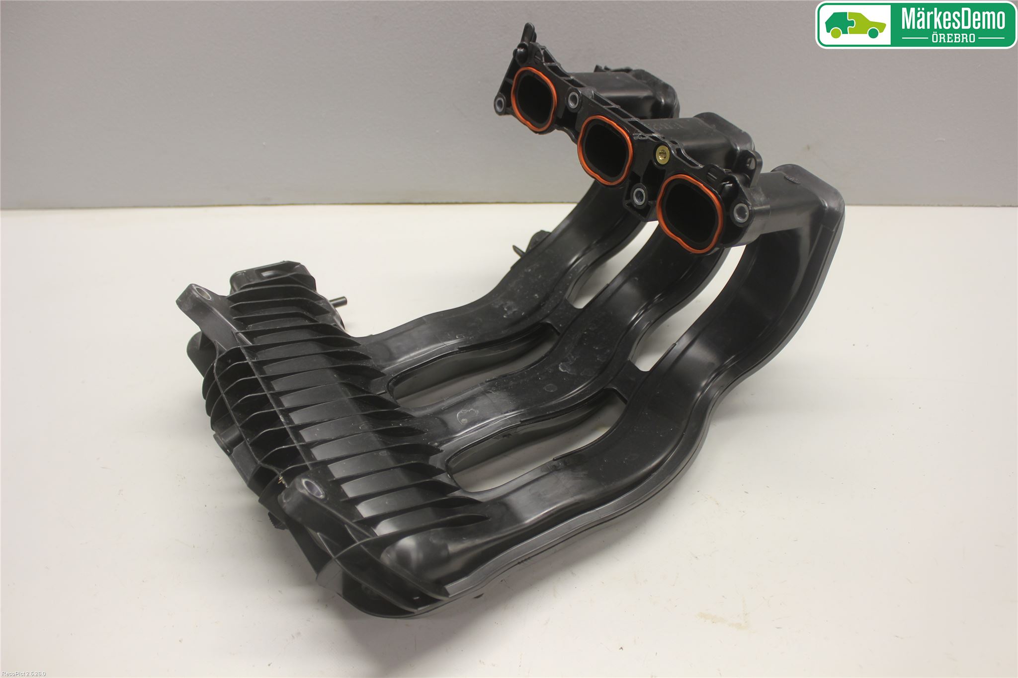 Peugeot 2008 13-20 Grenrör Insug