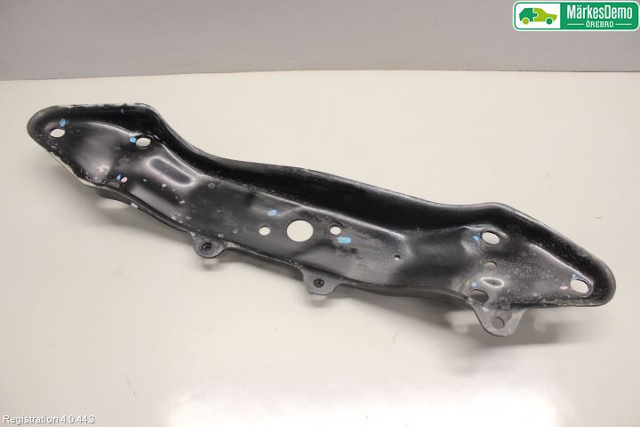 Subaru XV 12-17 Växellådsbalk