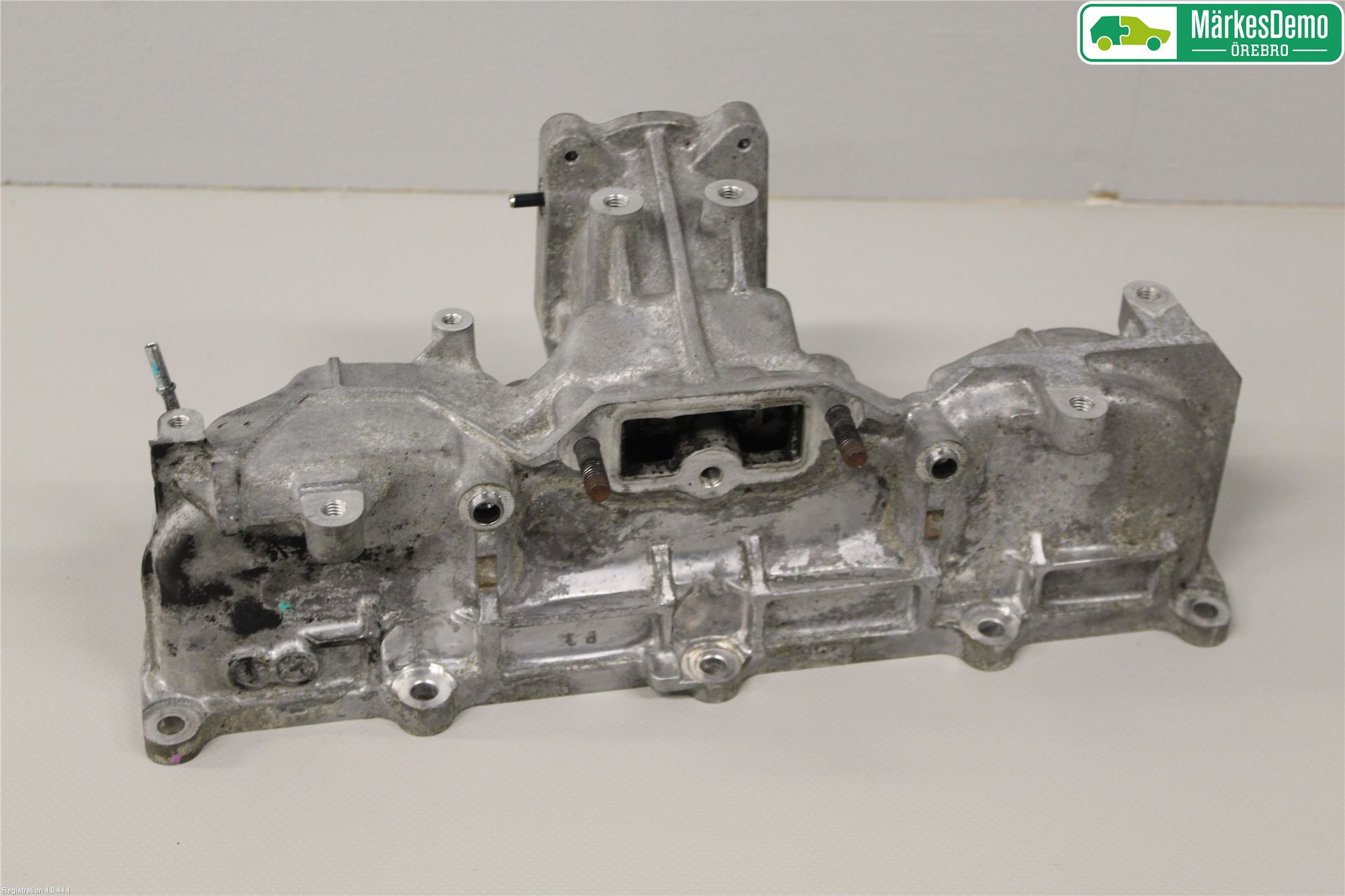 Toyota AVENSIS 09-15 Grenrör Insug