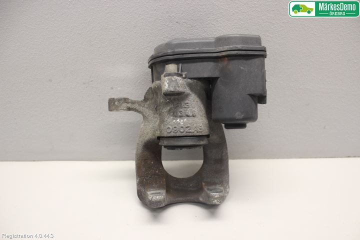 Nissan QASHQAI 14-17 Bromsok Bak Vänster