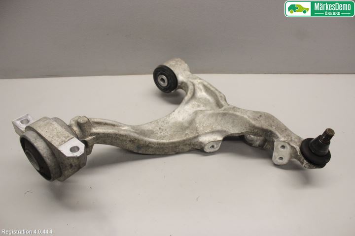 Nissan 370Z Bärarm Fram Undre Vä