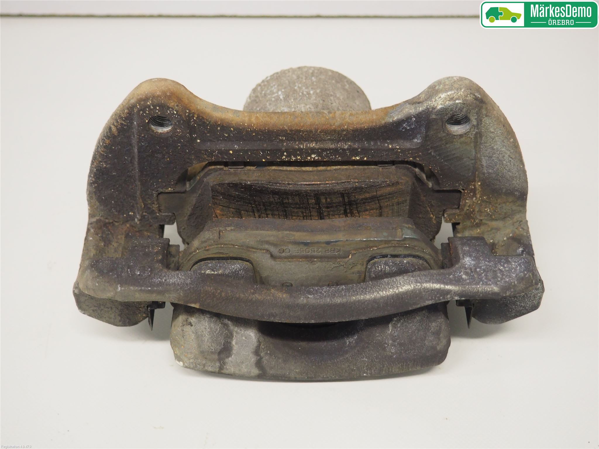 Kia CEED 12-18 Bromsok Fram Höger