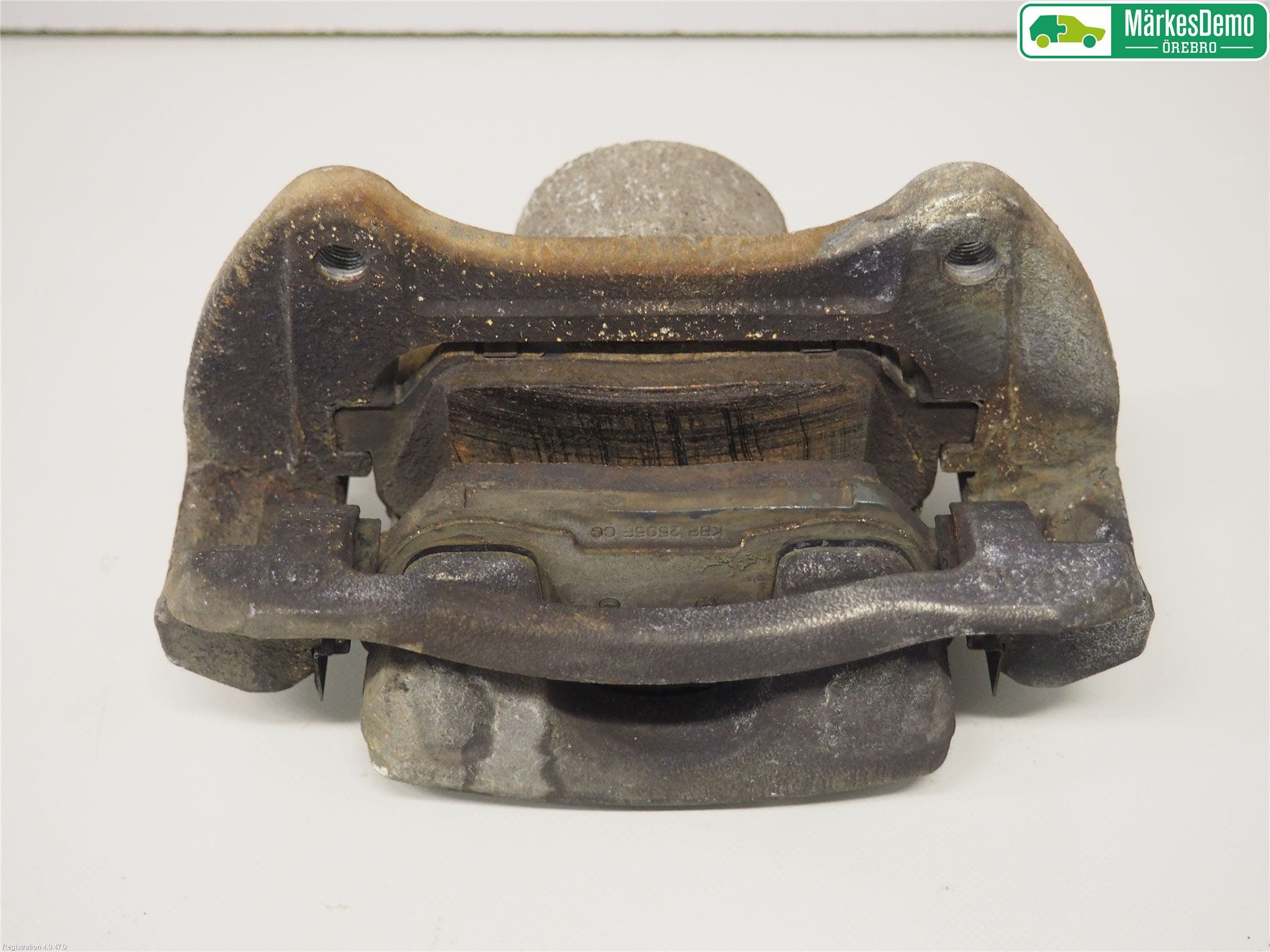 Kia CEED 12-18 Bromsok Fram Höger