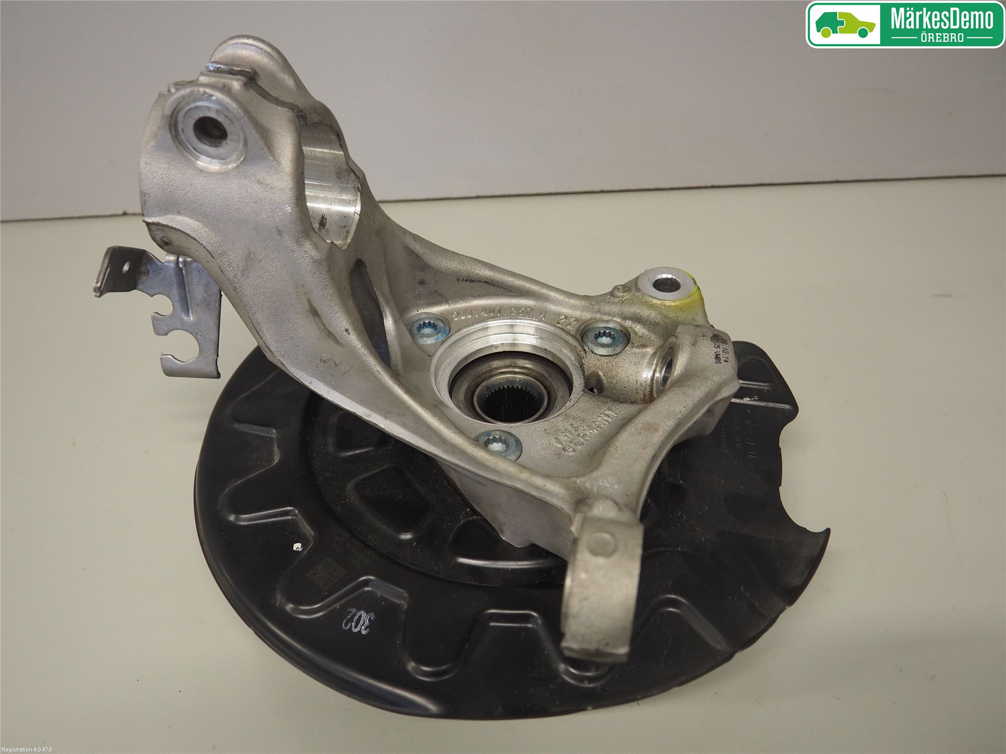 Audi A3/S3 8V 13-20 Styrspindel Lagerhus Vä