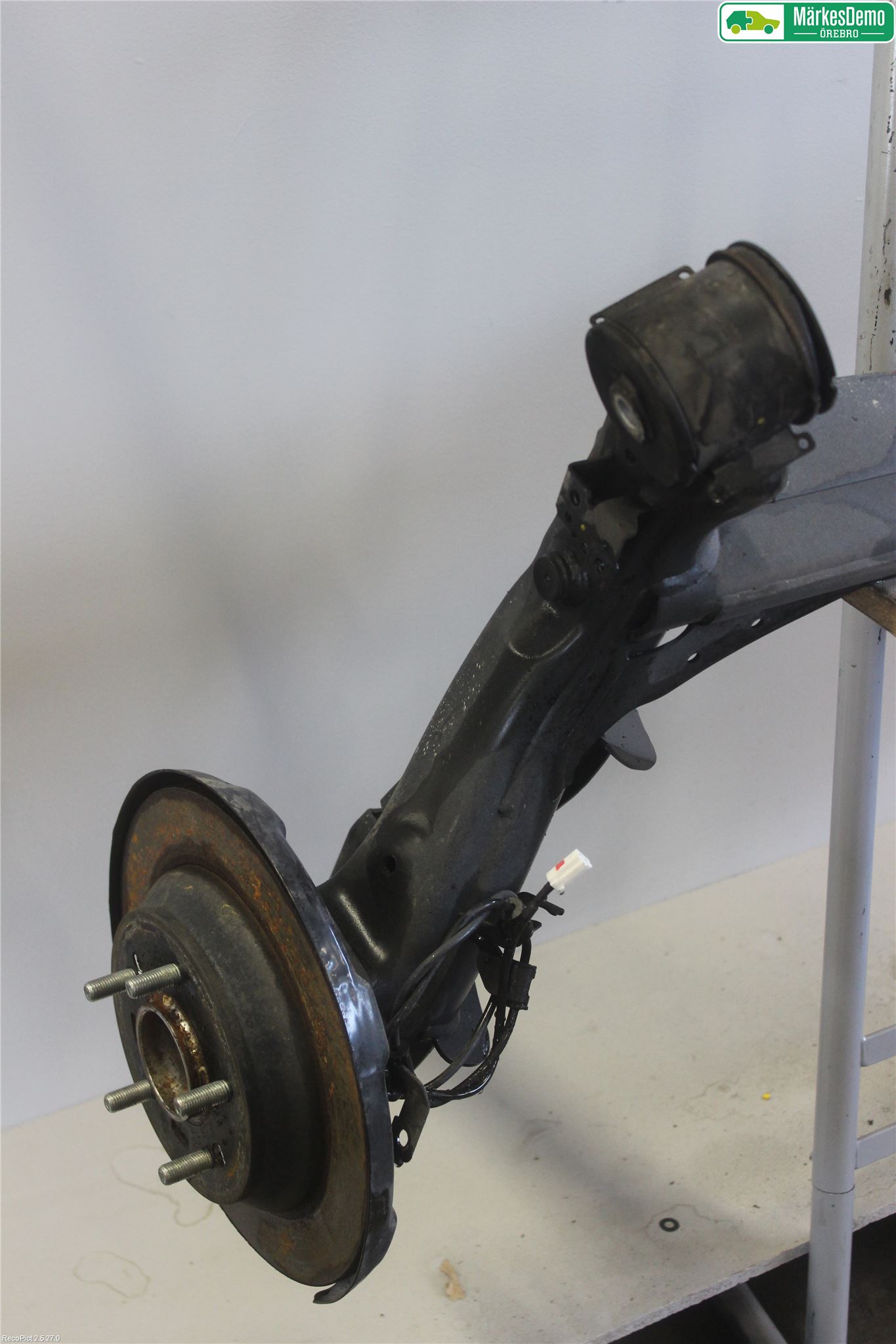 Kia CARENS III 13-19 Bakaxel