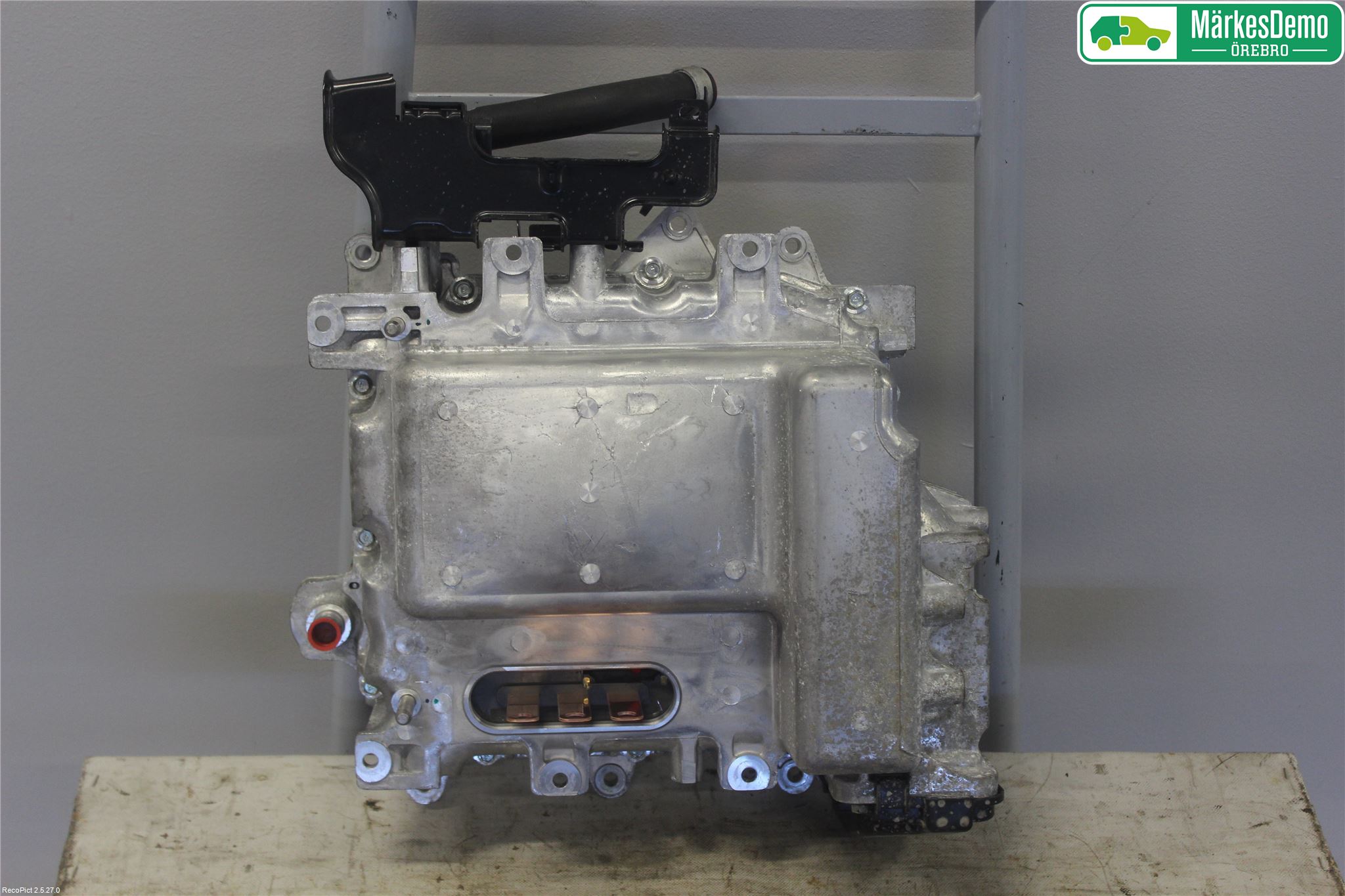 Nissan LEAF 11-17 Inverter Hybrid