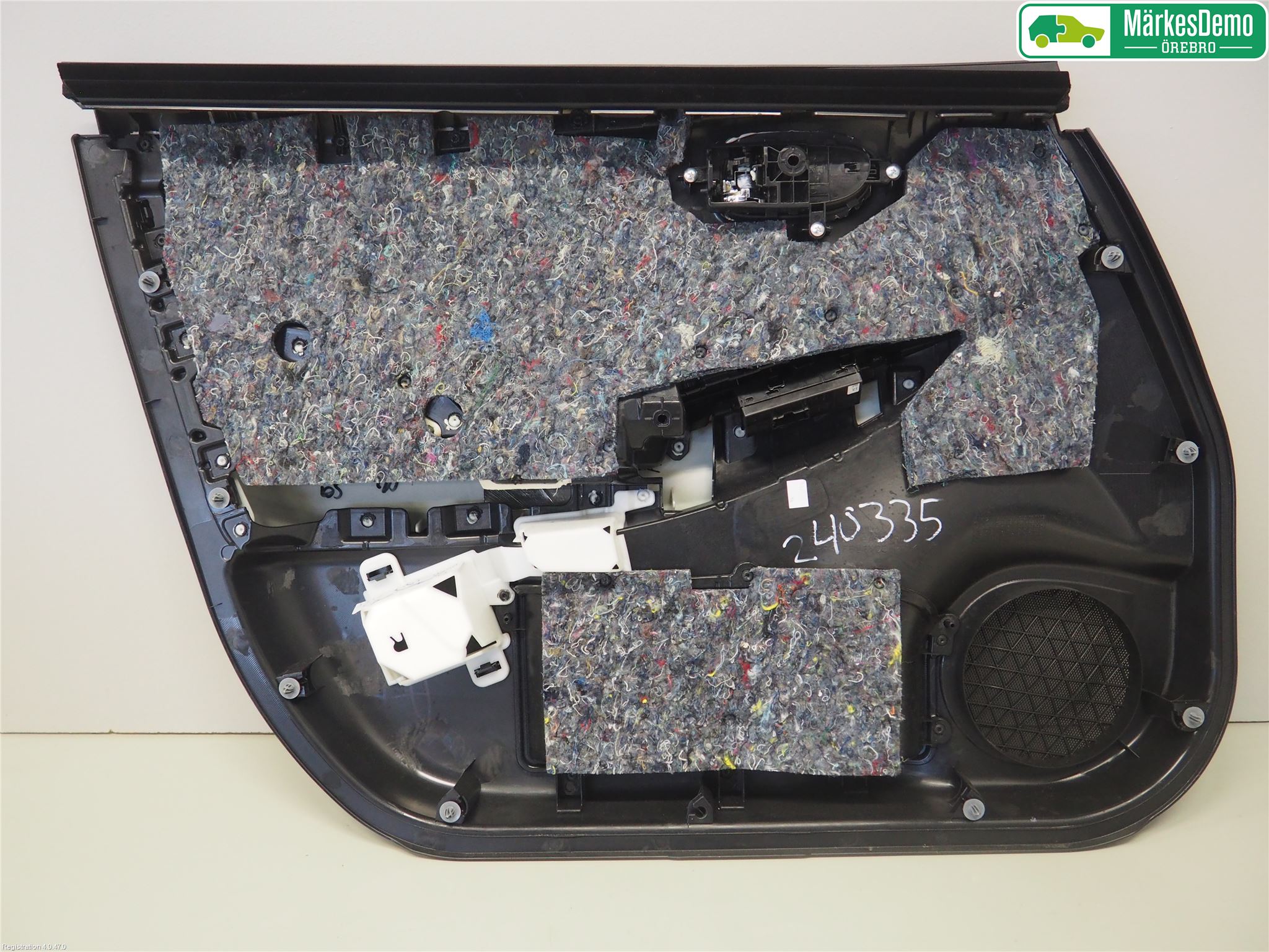 Nissan LEAF 11-17 Dörrklädsel Hö