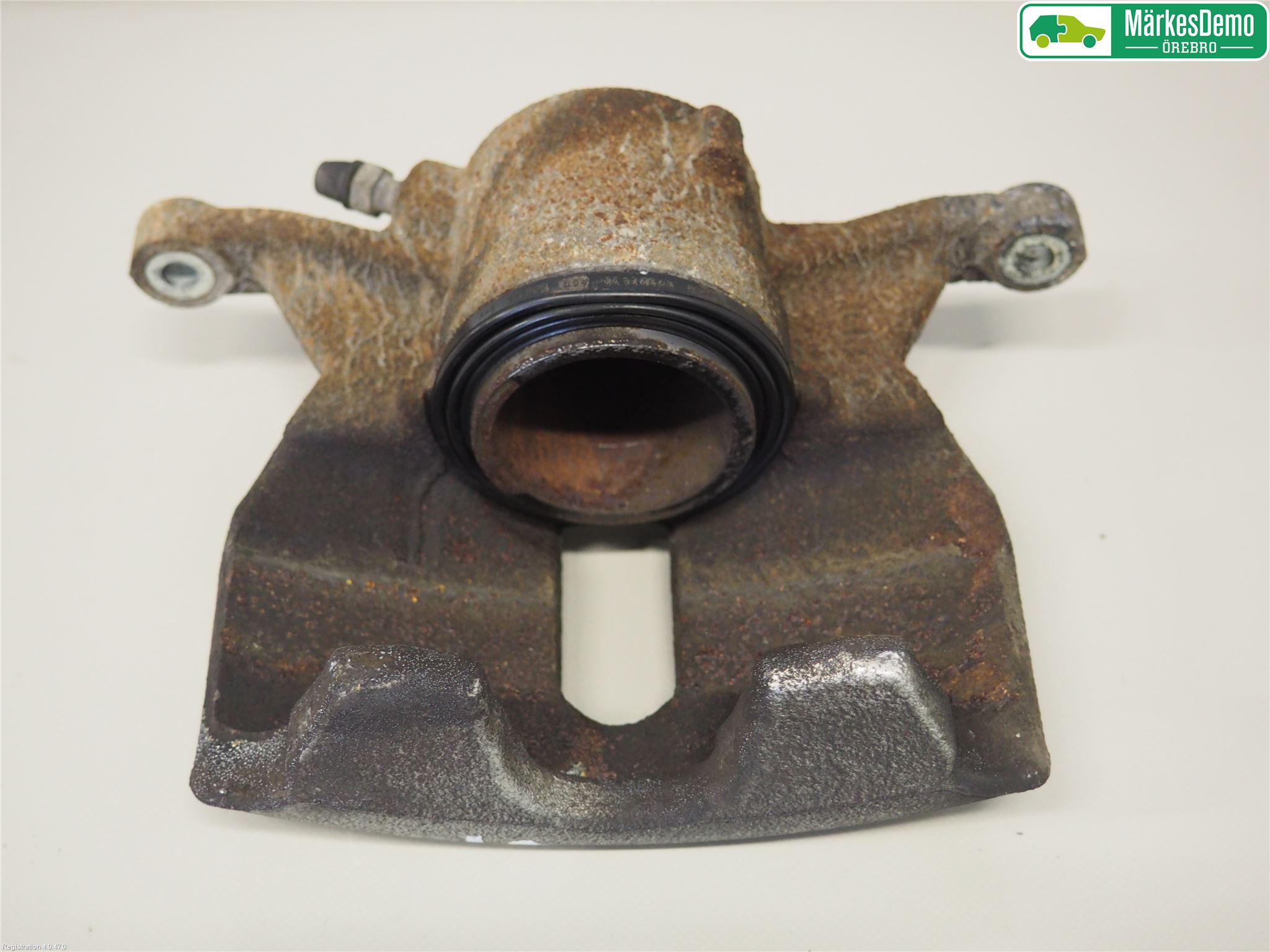 Volkswagen VW PASSAT 15-19 Bromsok Fram Vänster