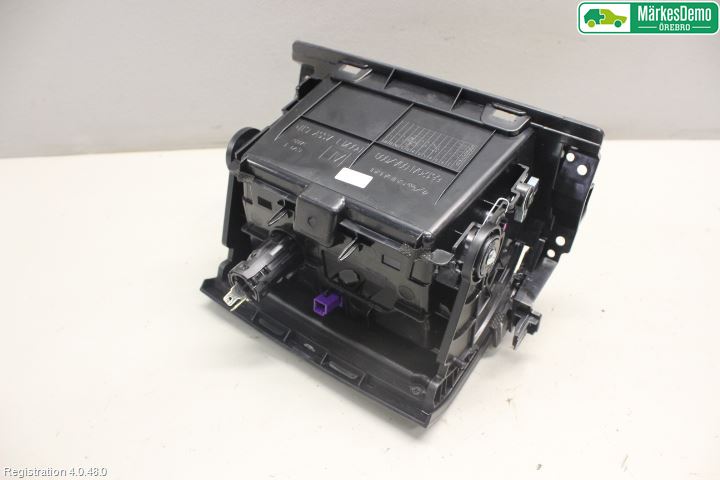 Subaru OUTBACK 15-20 Instrumentbräda Förvaringsfack