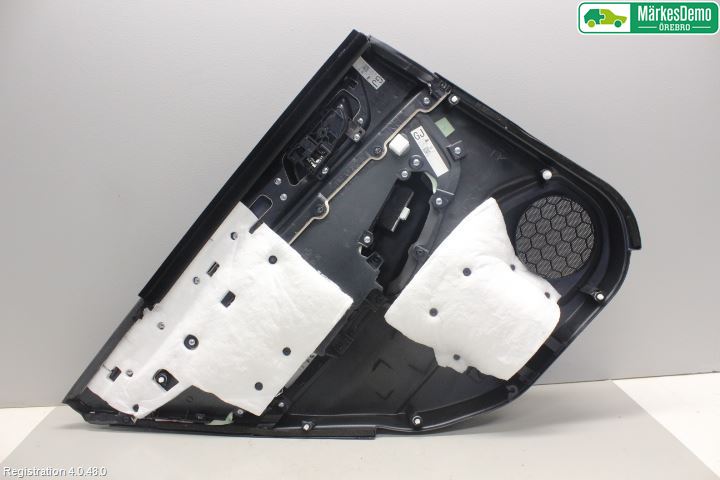 Subaru OUTBACK 15-20 Dörrklädsel Hö