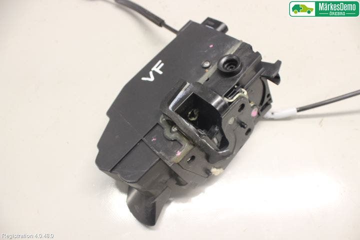 Peugeot 308 14-21 Låskista-Dörrlås