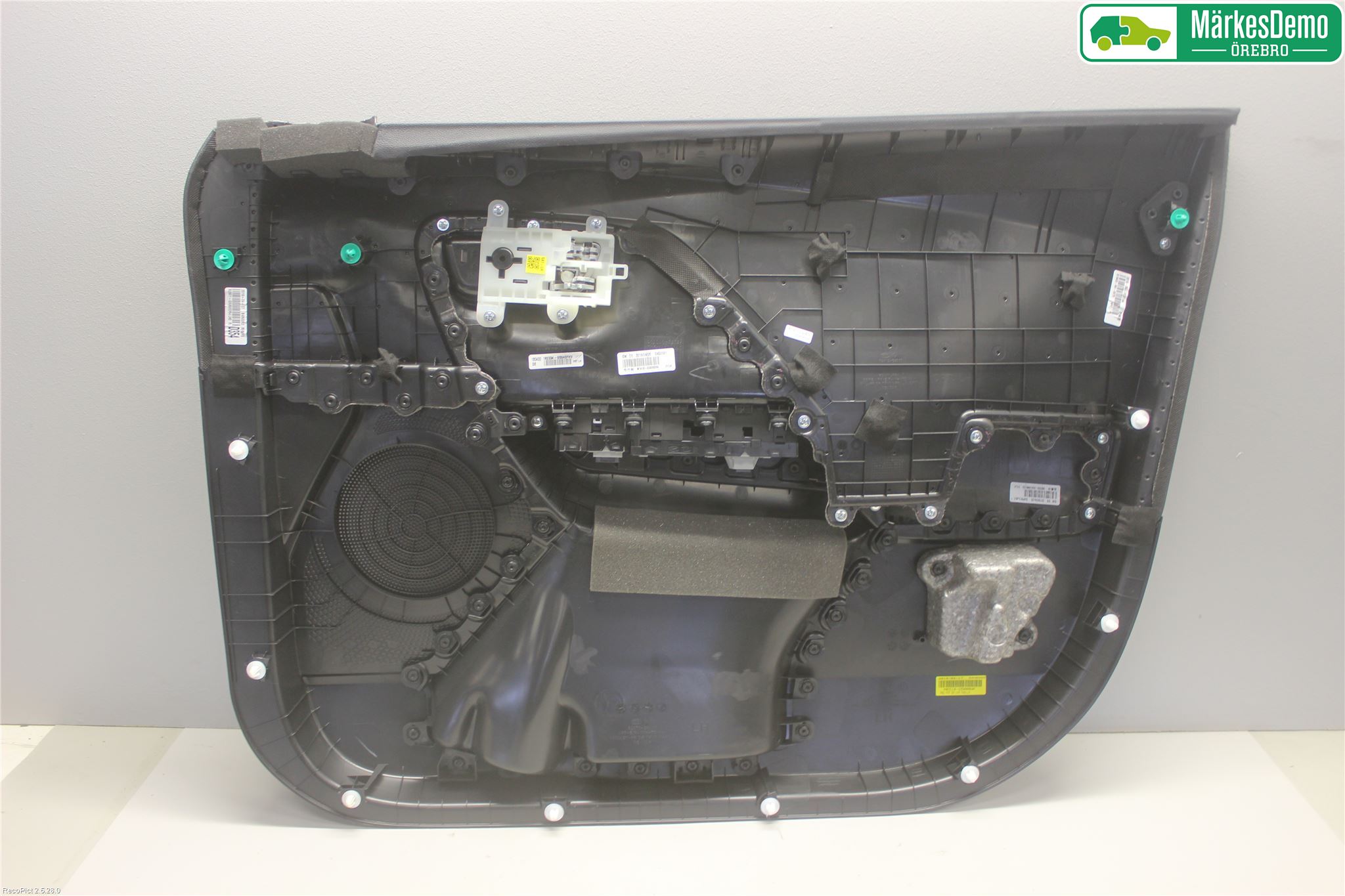 Kia NIRO (DE) 17-22 Dörrklädsel Vä