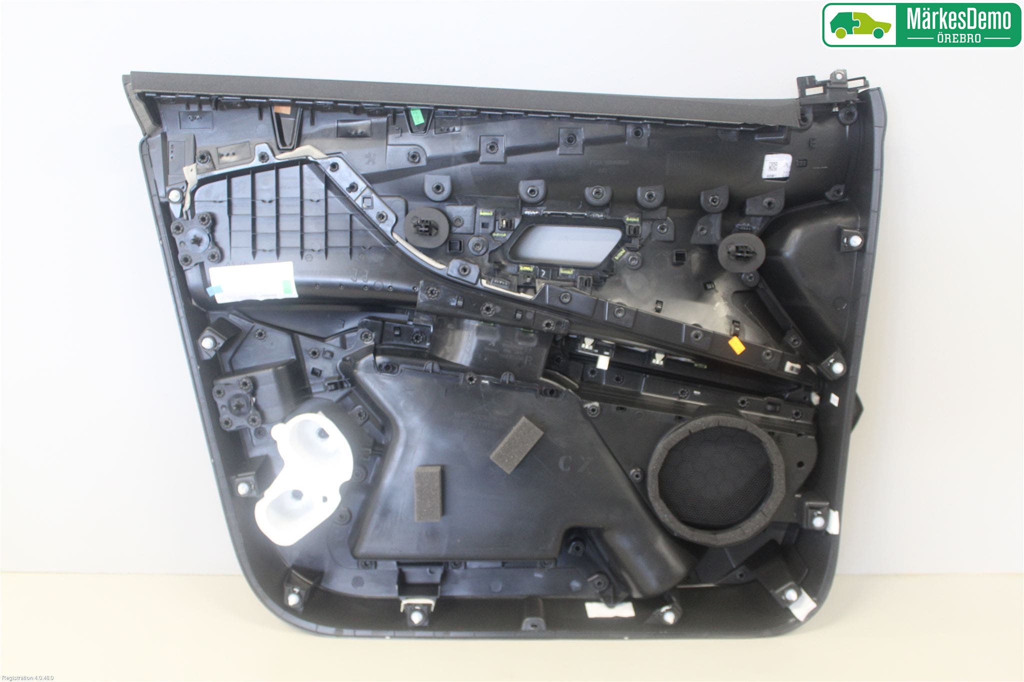 Peugeot 5008 17-24 Dörrklädsel Hö