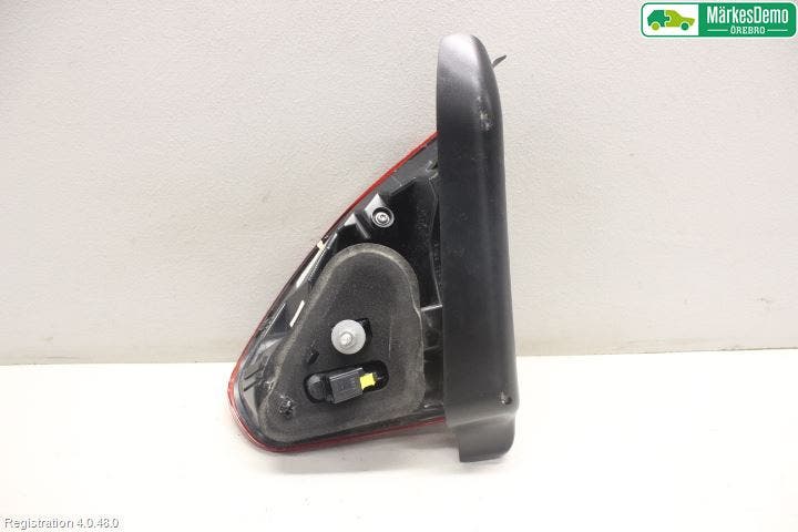 Peugeot 2008 13-20 Bakljus Lucka Vä