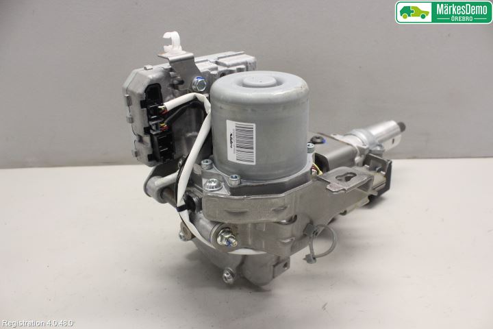 Nissan QASHQAI 14-17 Rattaxelagg Med Inb Servo