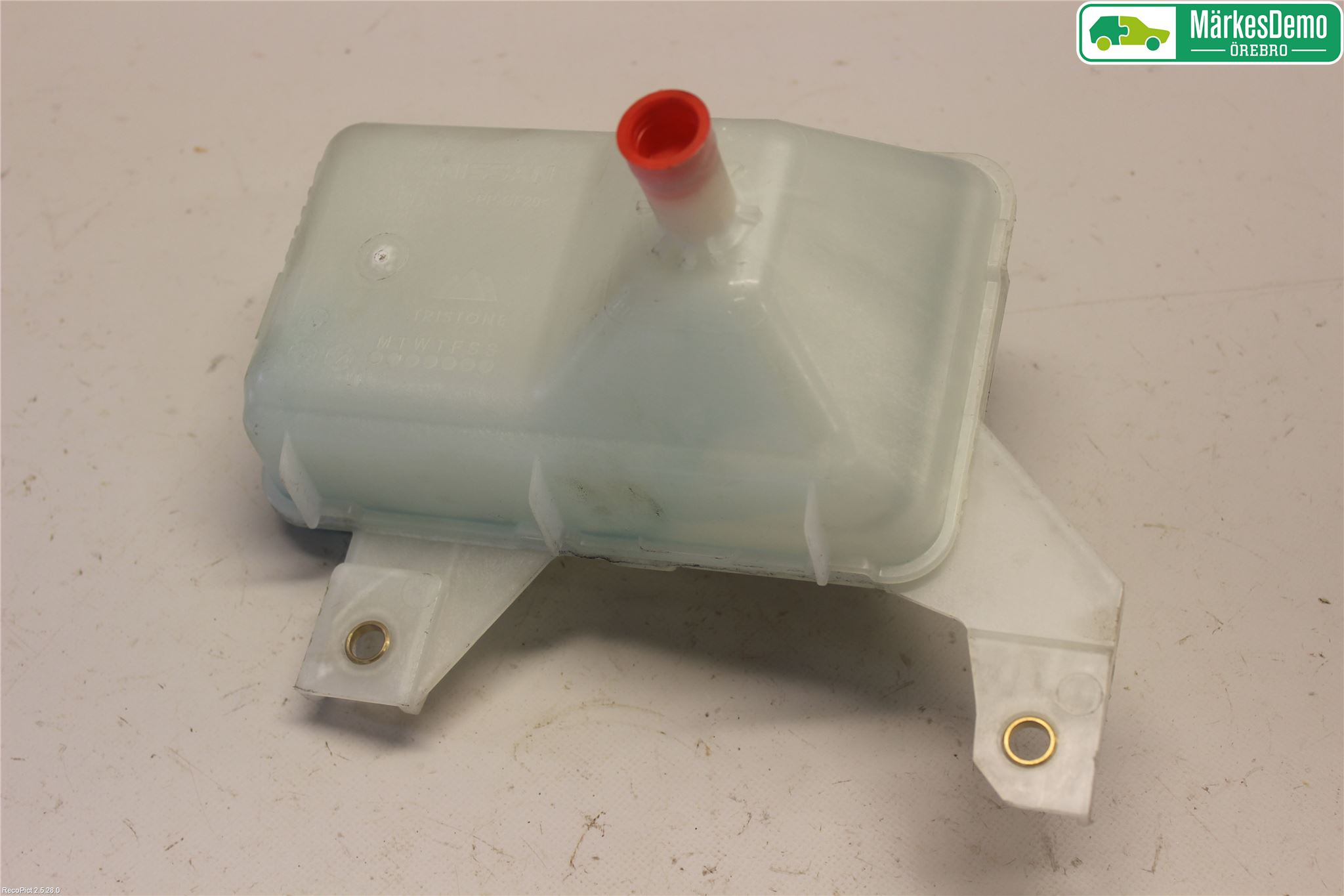 Nissan LEAF 11-17 Expansionstank