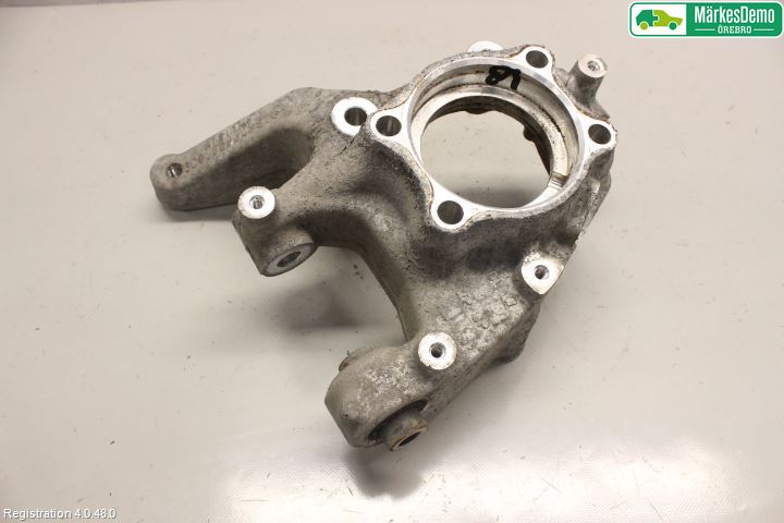 Volkswagen VW PASSAT 11-14 Hjullagerhus Bak Vä