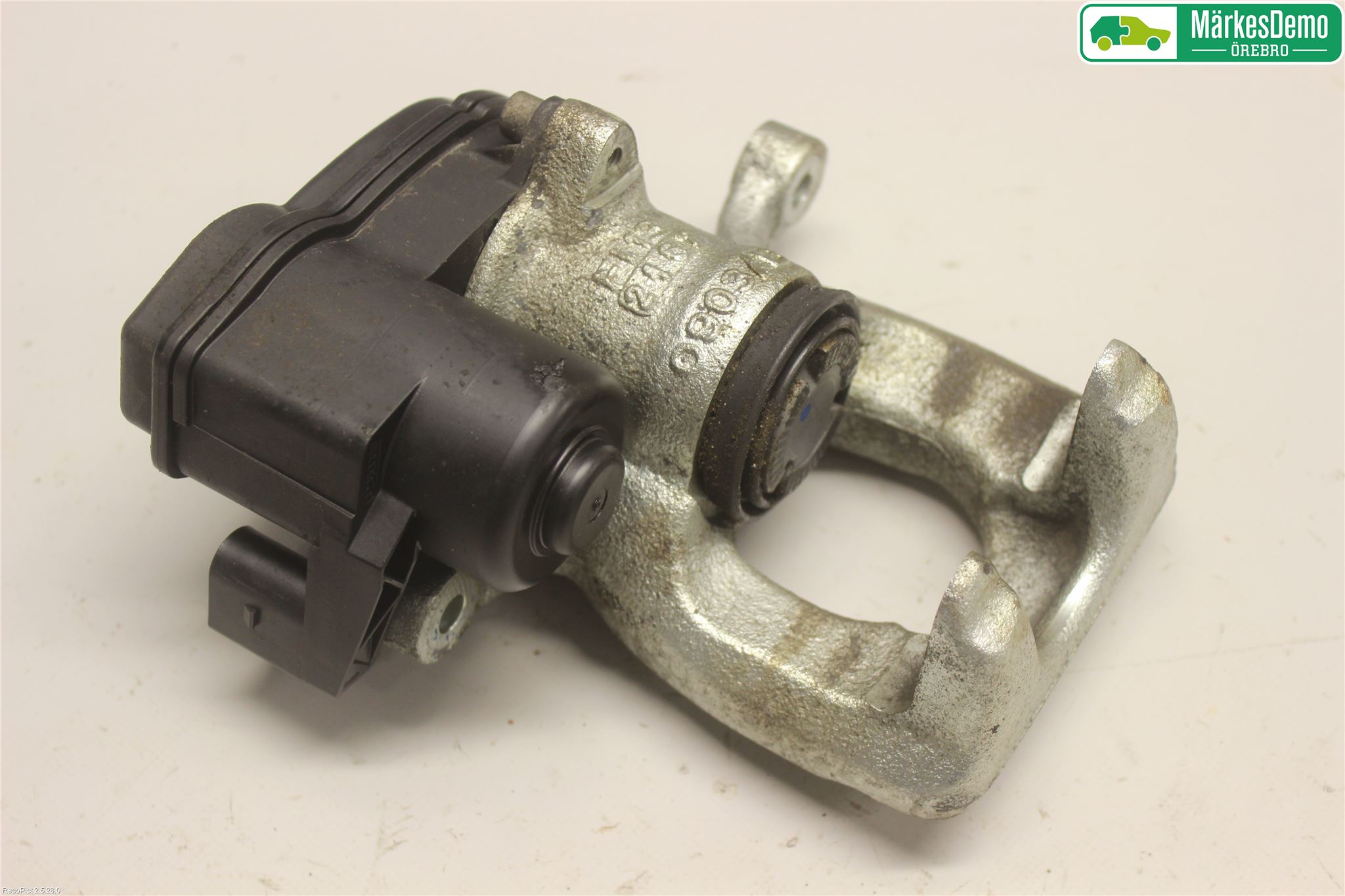 Nissan QASHQAI 14-17 Bromsok Bak Höger