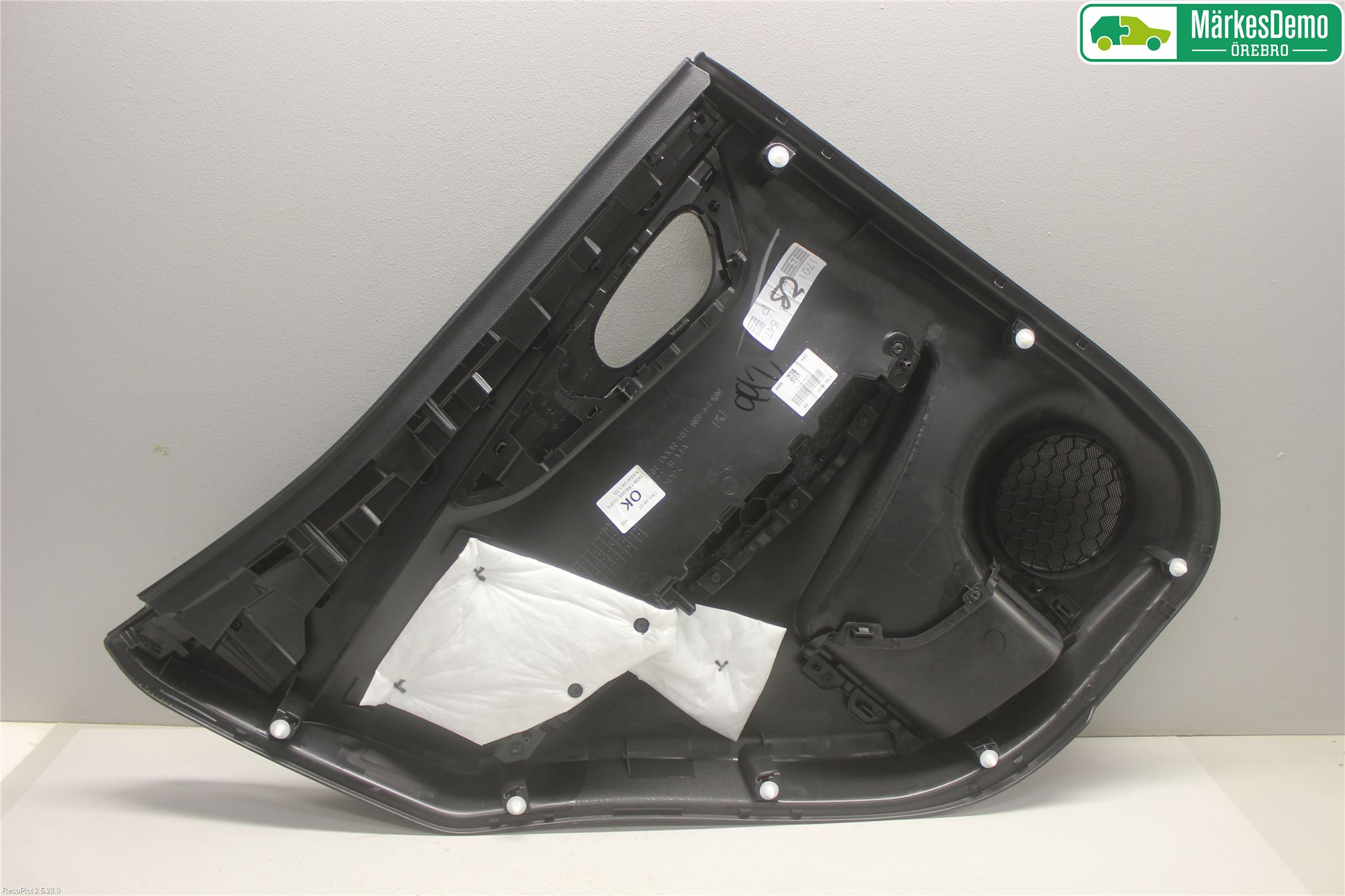 Nissan QASHQAI 14-17 Dörrklädsel Hö