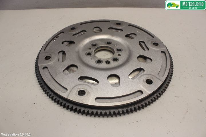 Peugeot 308 14-21 Svänghjul Aut