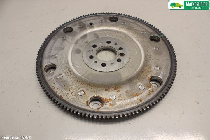 Peugeot 308 14-21 Svänghjul Aut