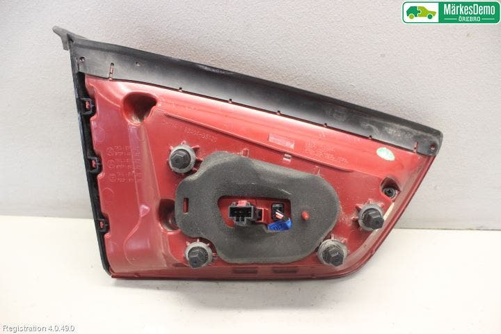 Kia NIRO (DE) 17-22 Bakljus Lucka Hö