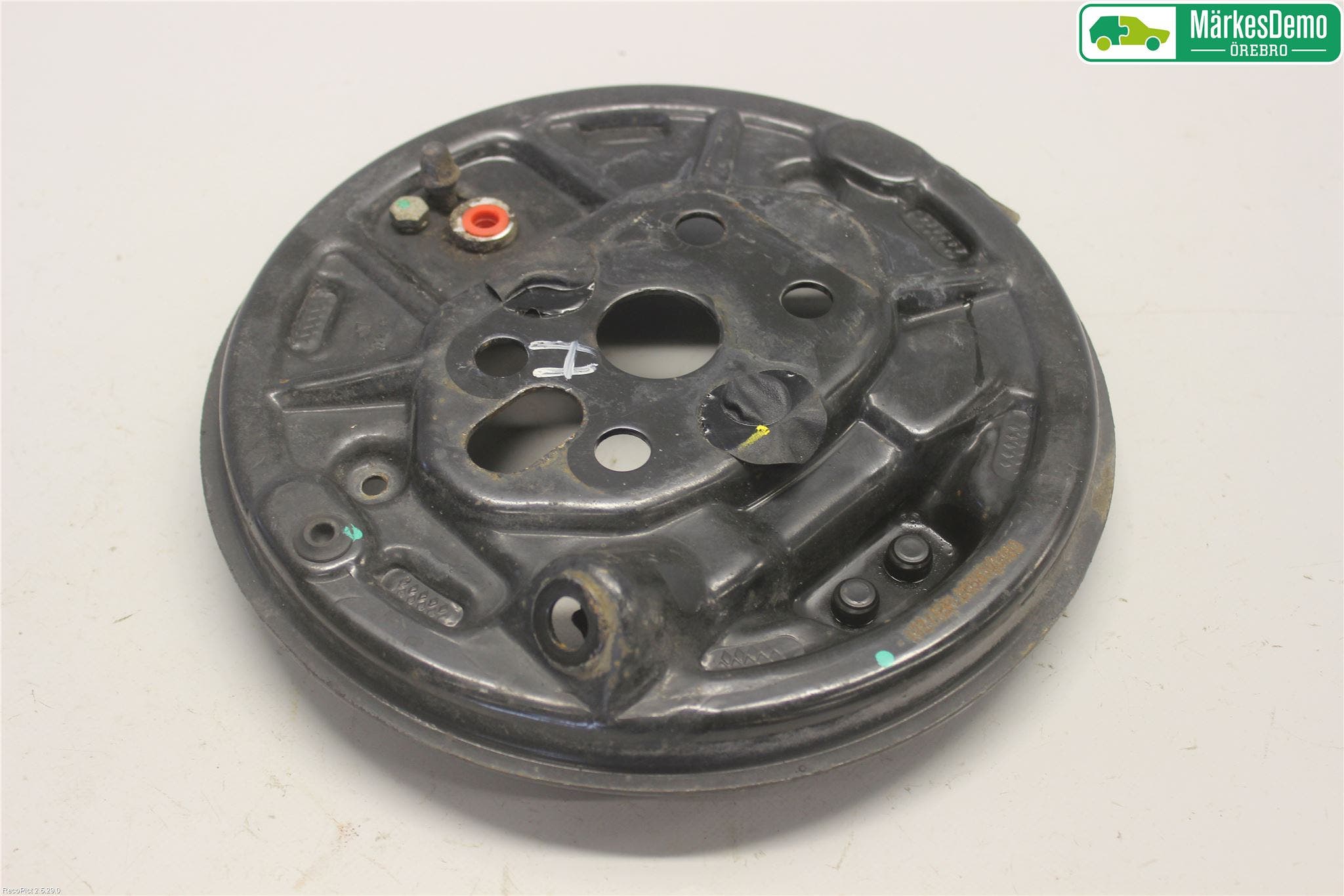 Citroen C3 AIRCROSS 18-23 Bromssköld Bak