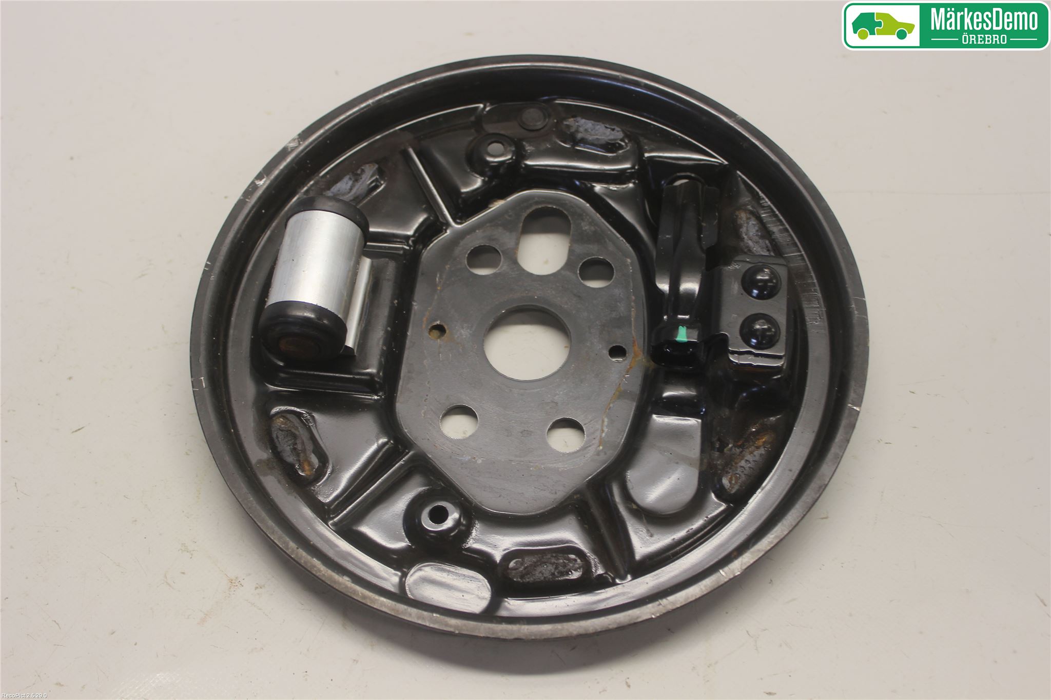 Citroen C3 AIRCROSS 18-23 Bromssköld Bak