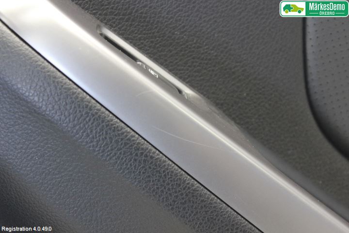 Subaru IMPREZA IV 13-17 Dörrklädsel Hö