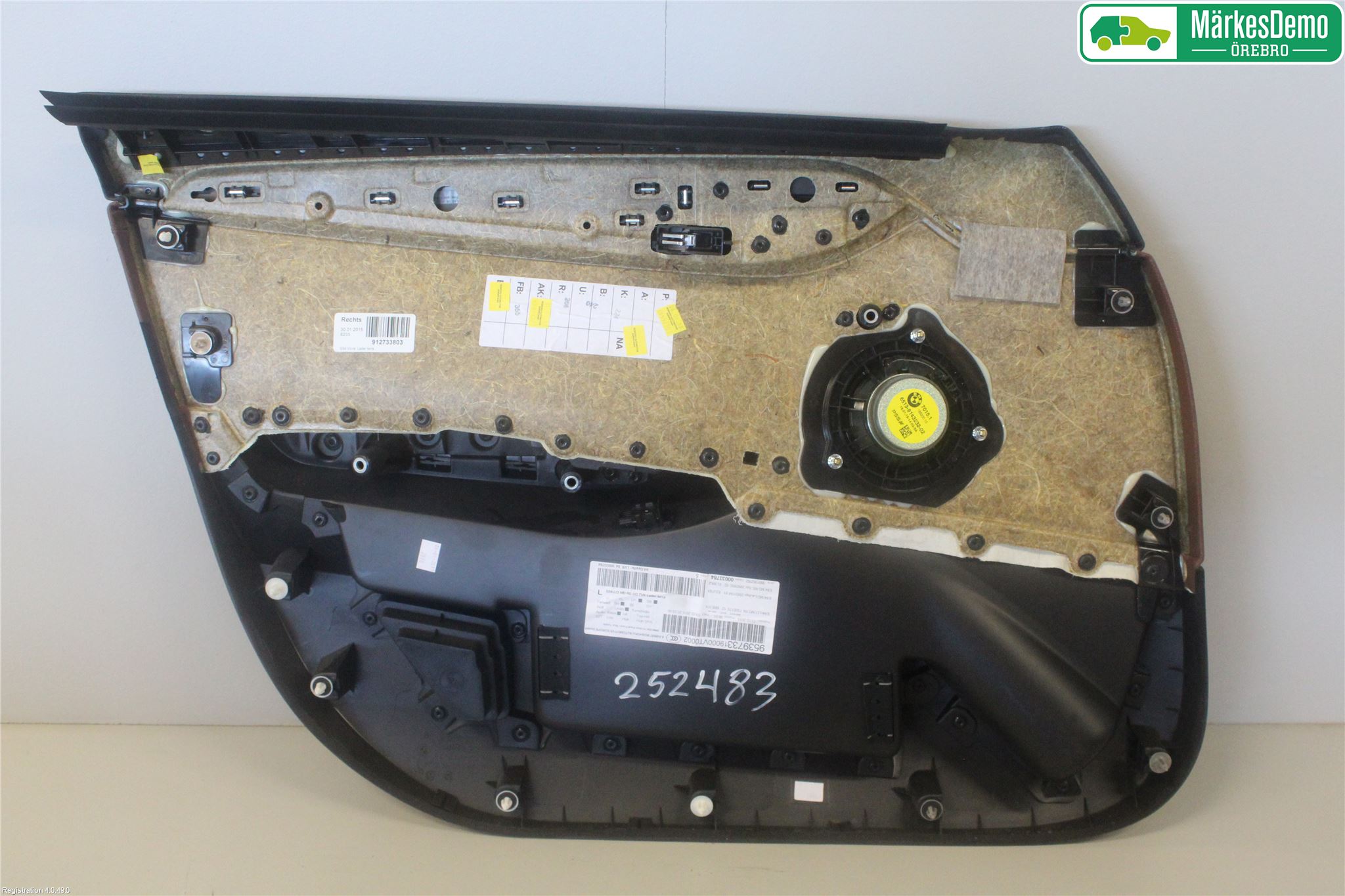 BMW X1 E84 10-15 Dörrklädsel Hö