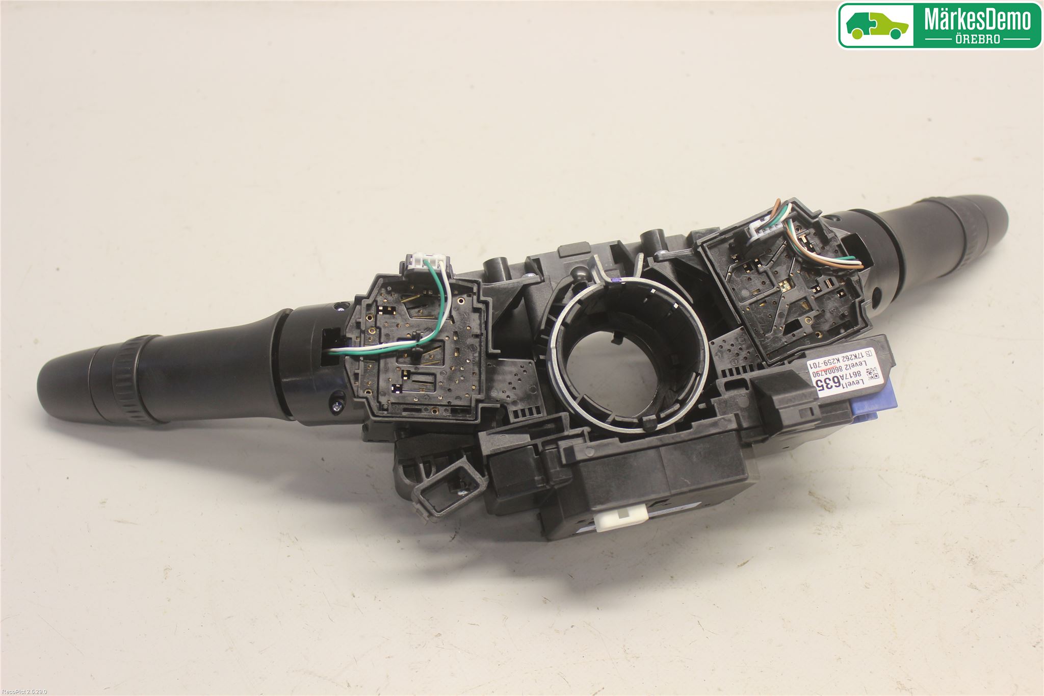 Mitsubishi ECLIPS CROSS Spakcentral