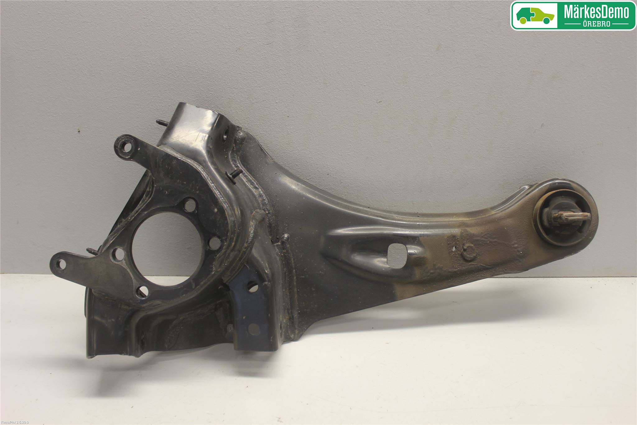 Mitsubishi ECLIPS CROSS Hjullagerhus Bak Hö