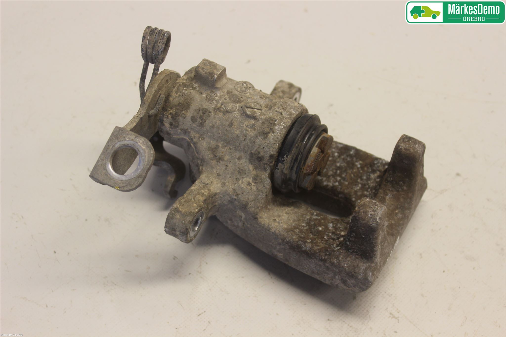 Kia CEED 12-18 Bromsok Bak Höger