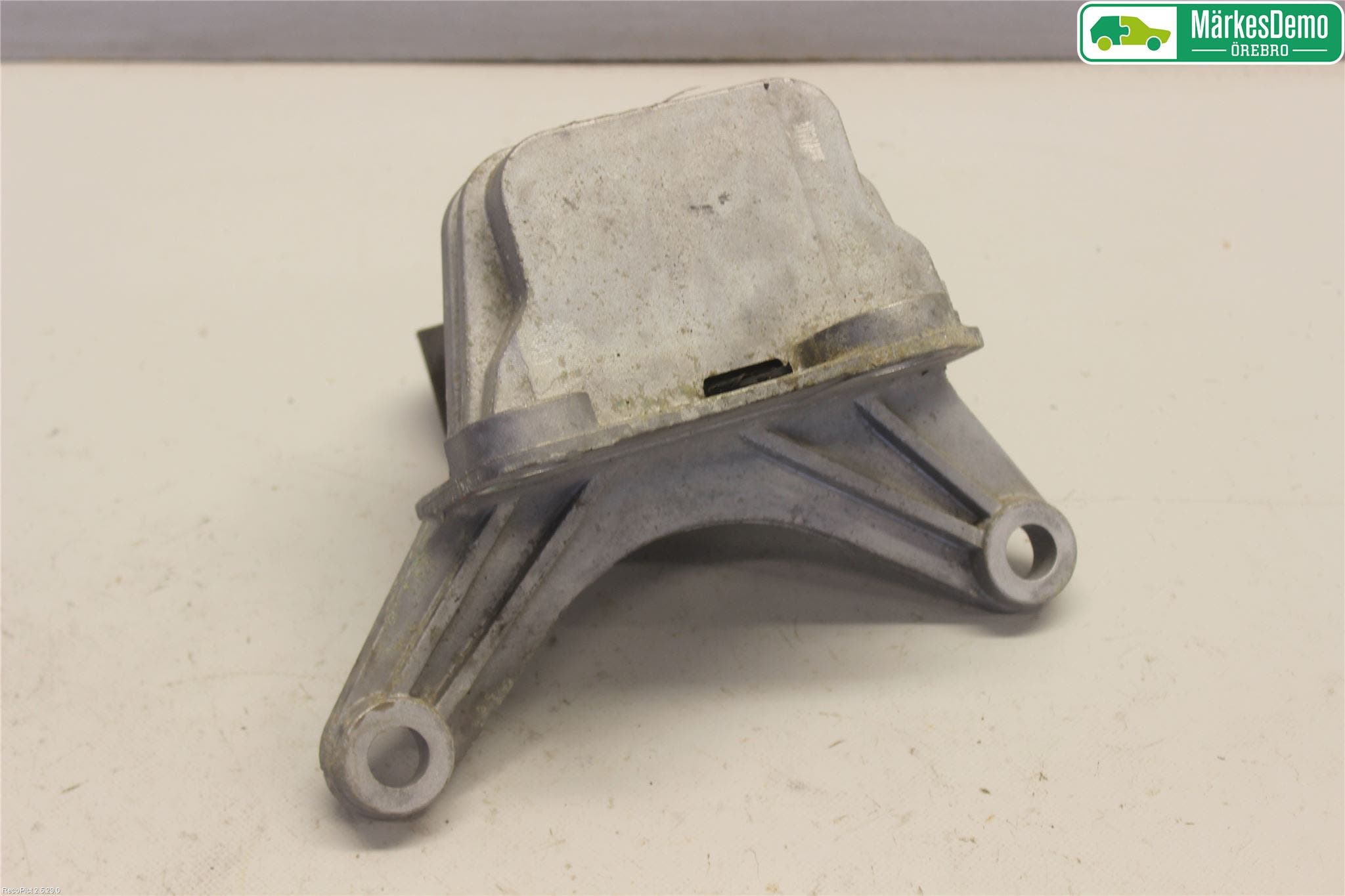 Alfa GIULIETTA Växellådsfäste