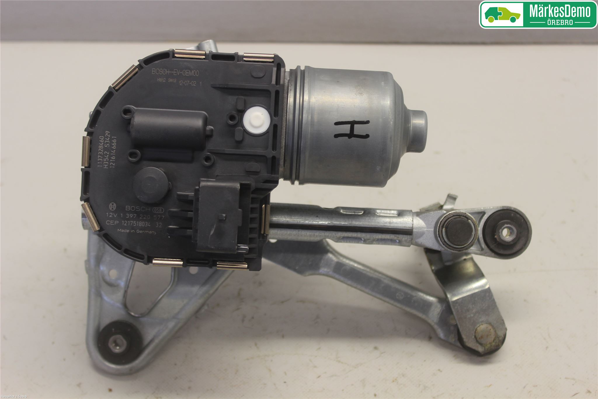 Peugeot 3008 09-16 Torkarmotor Vindruta