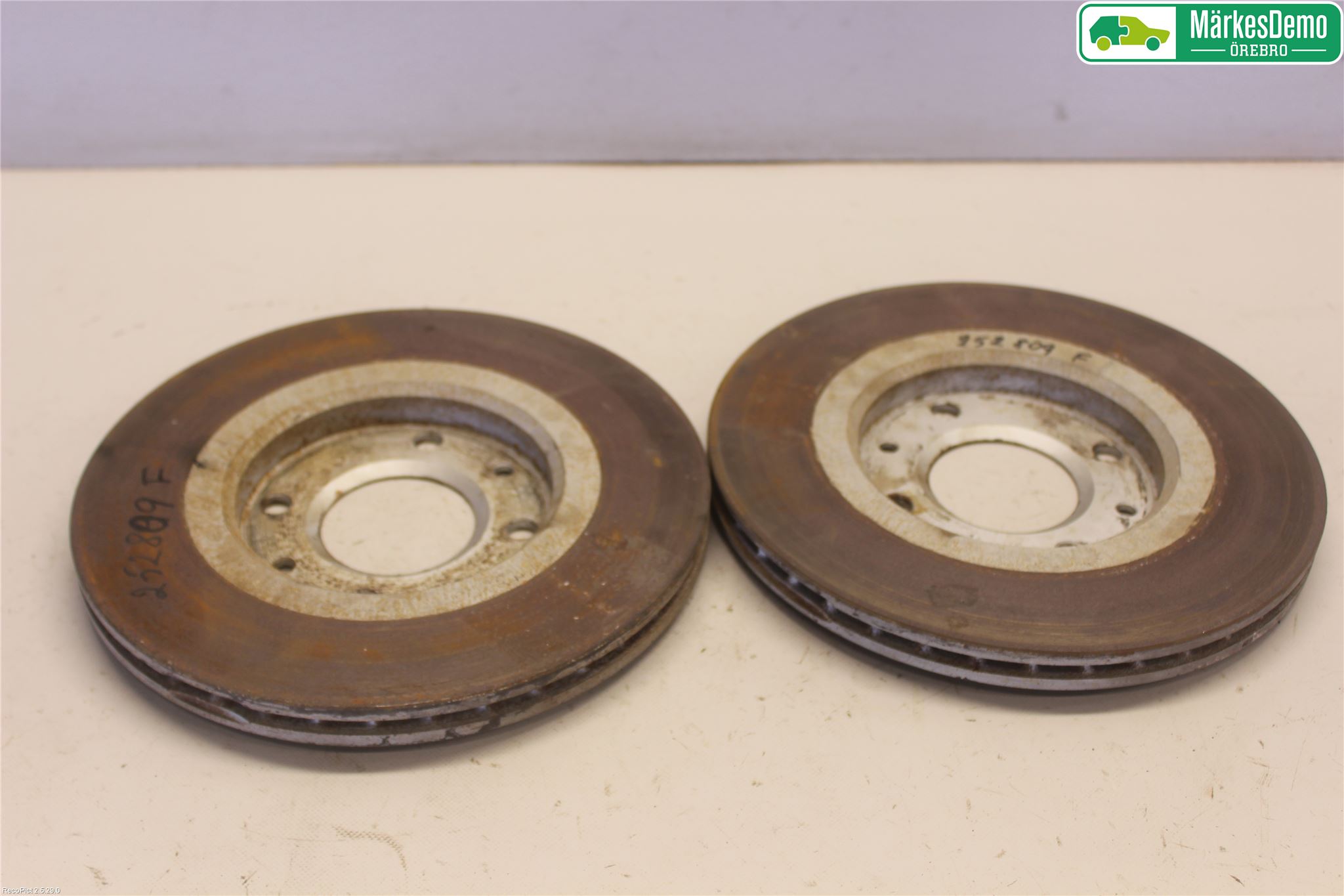 Citroen BERLINGO      -02 Bromsskiva Fram