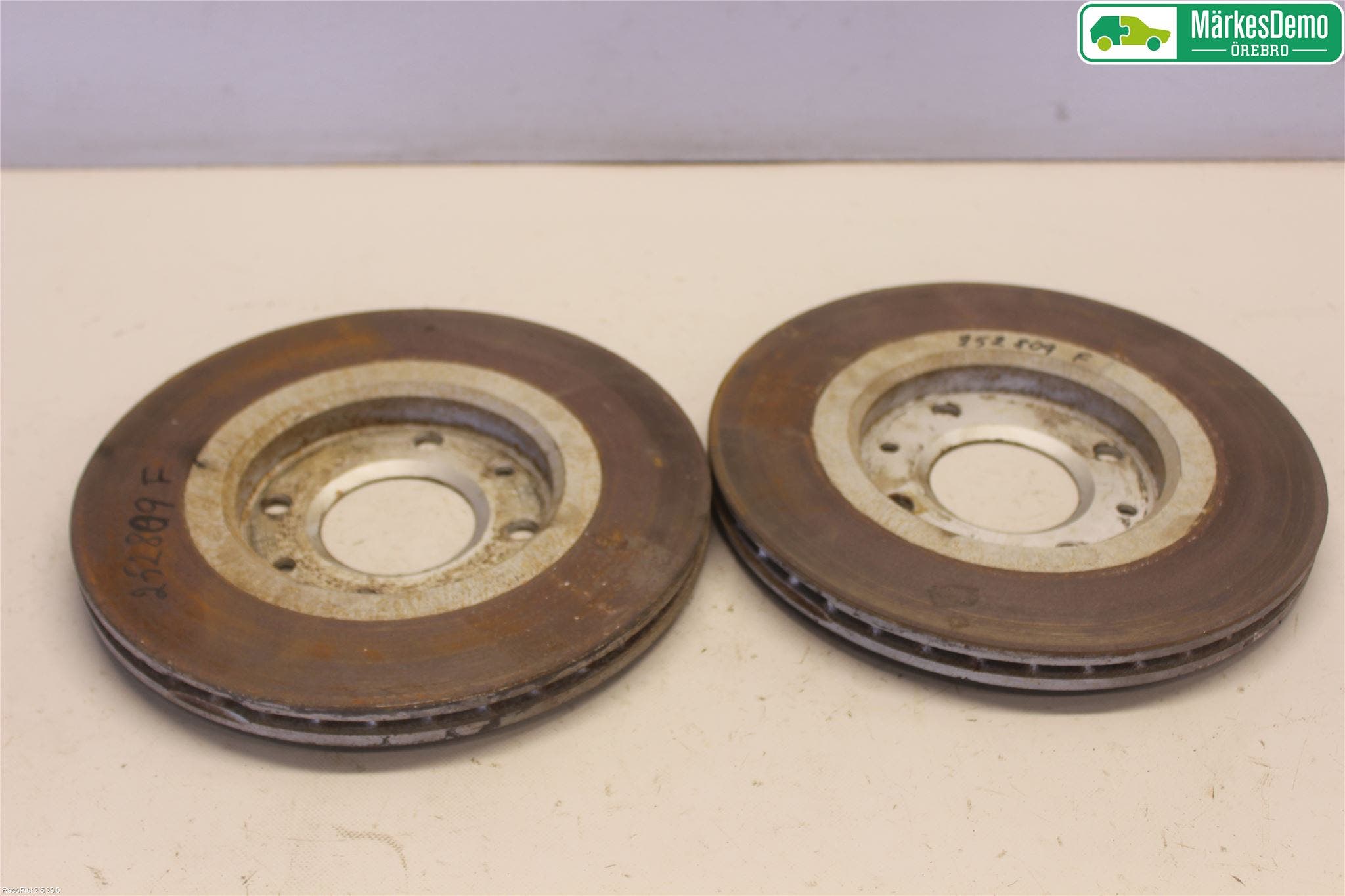 Citroen BERLINGO      -02 Bromsskiva Fram