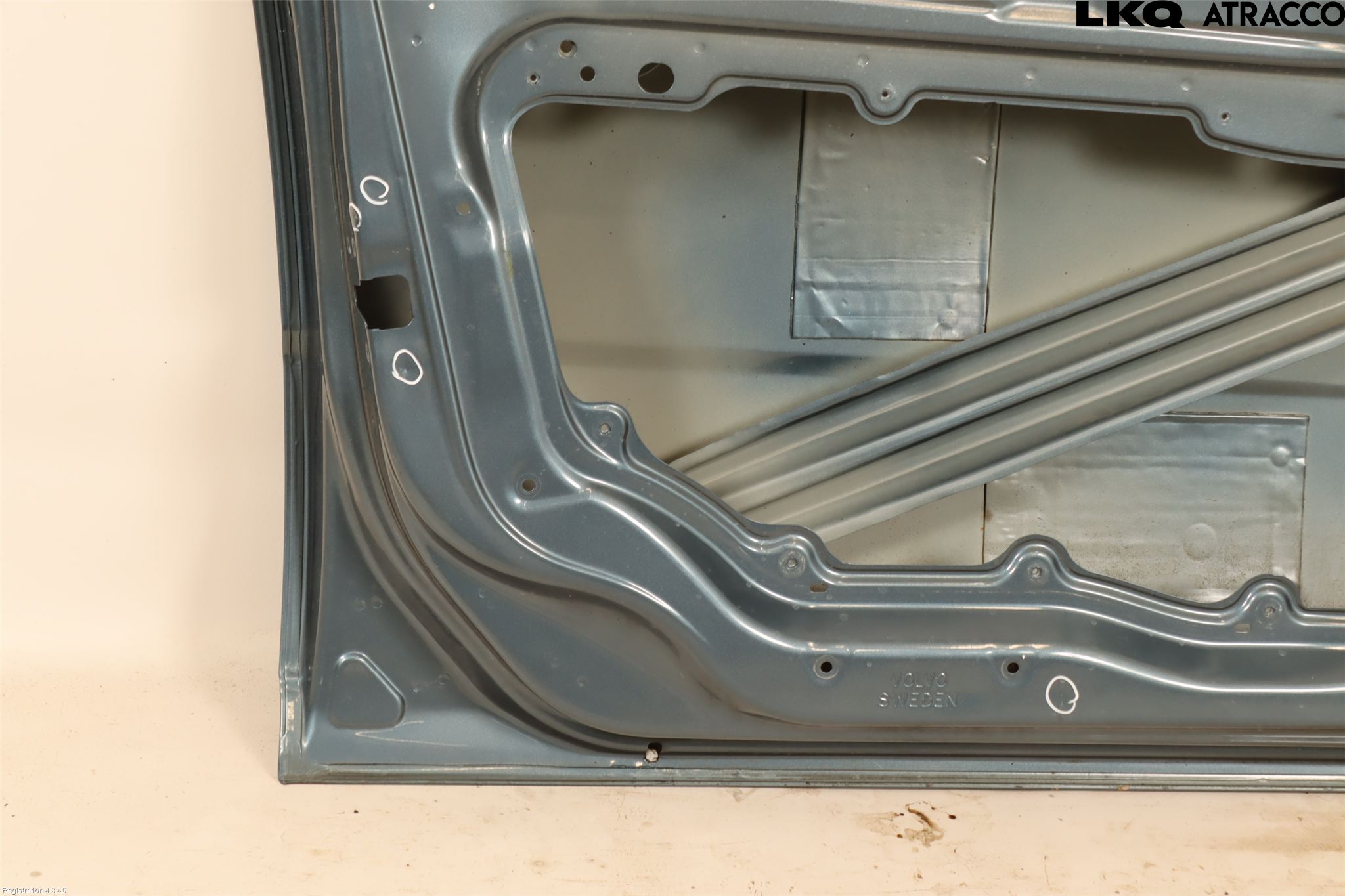 Volvo V70 08-13 Dörr Fram Vänster