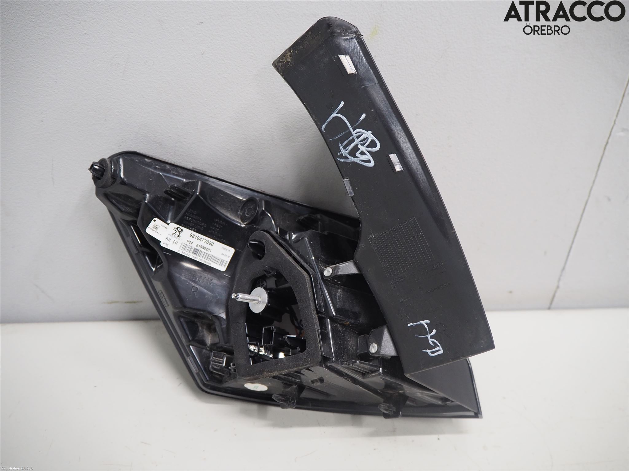 Peugeot 3008 17-24 Bakljus Höger