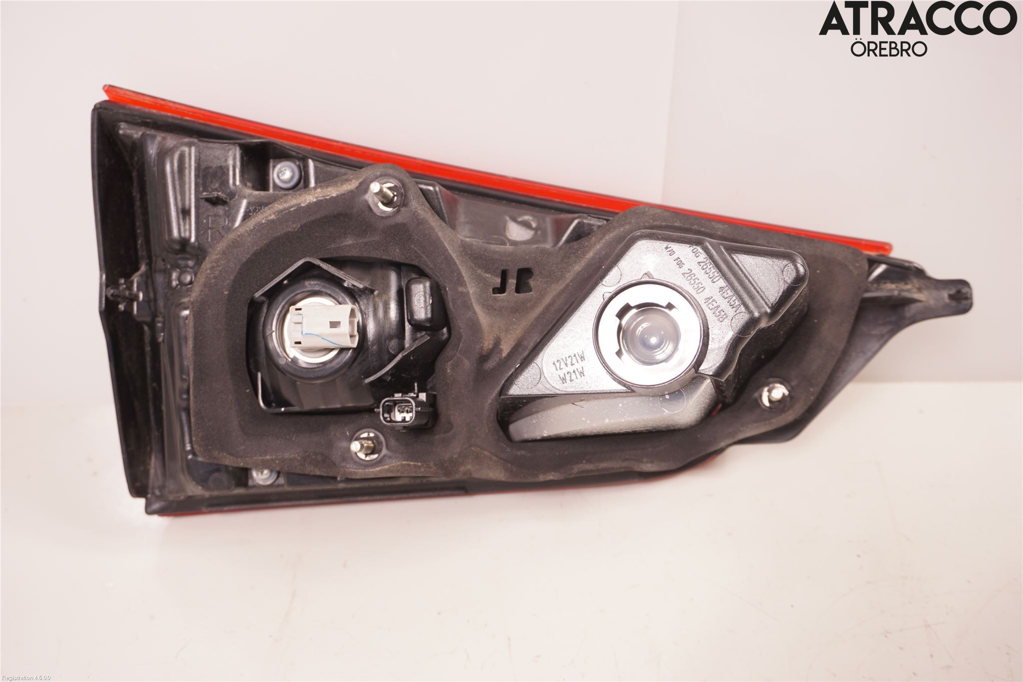 Nissan QASHQAI 14-17 Bakljus Lucka Hö