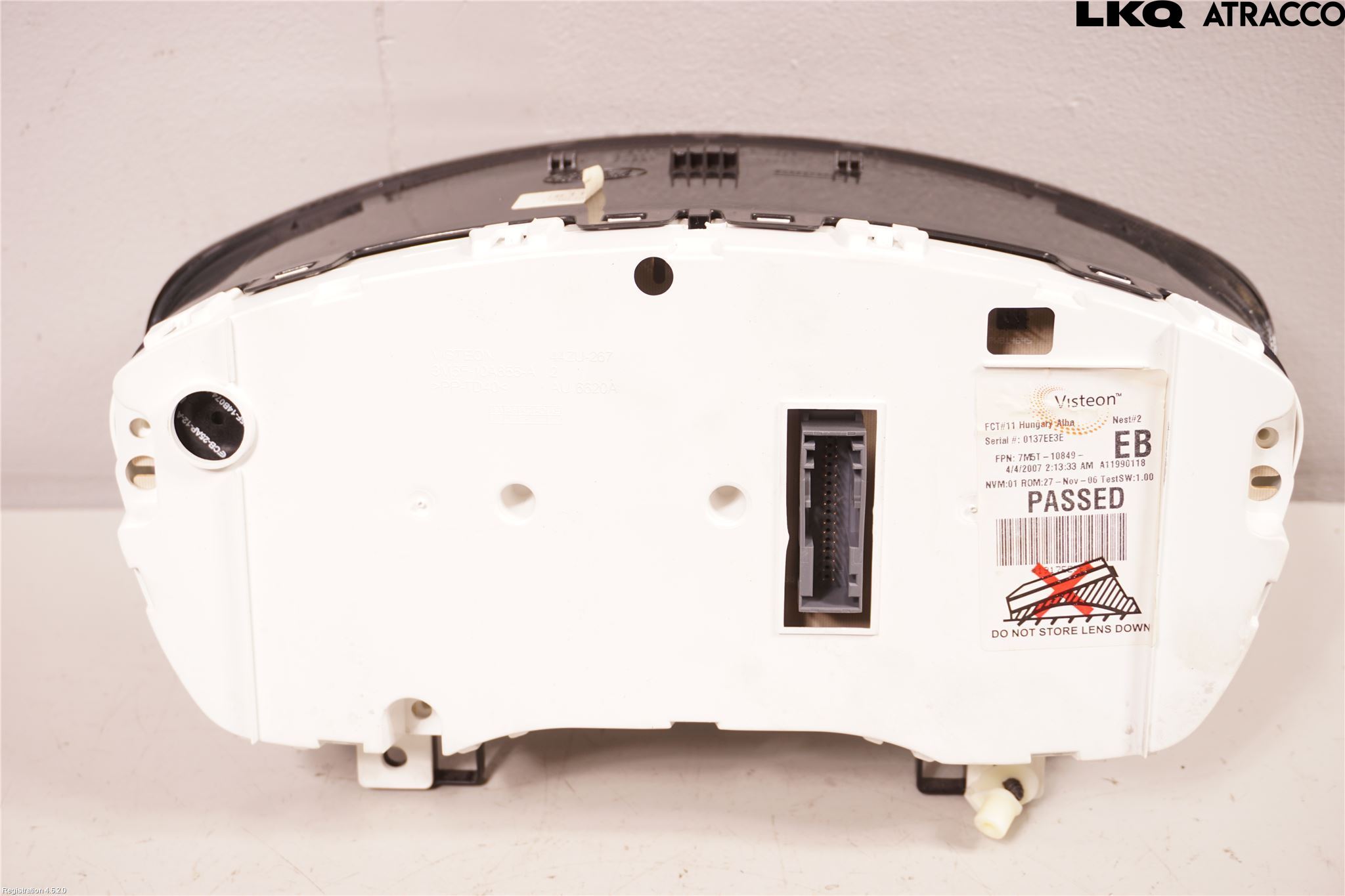 Ford FOCUS     04-07 Instrument Komb