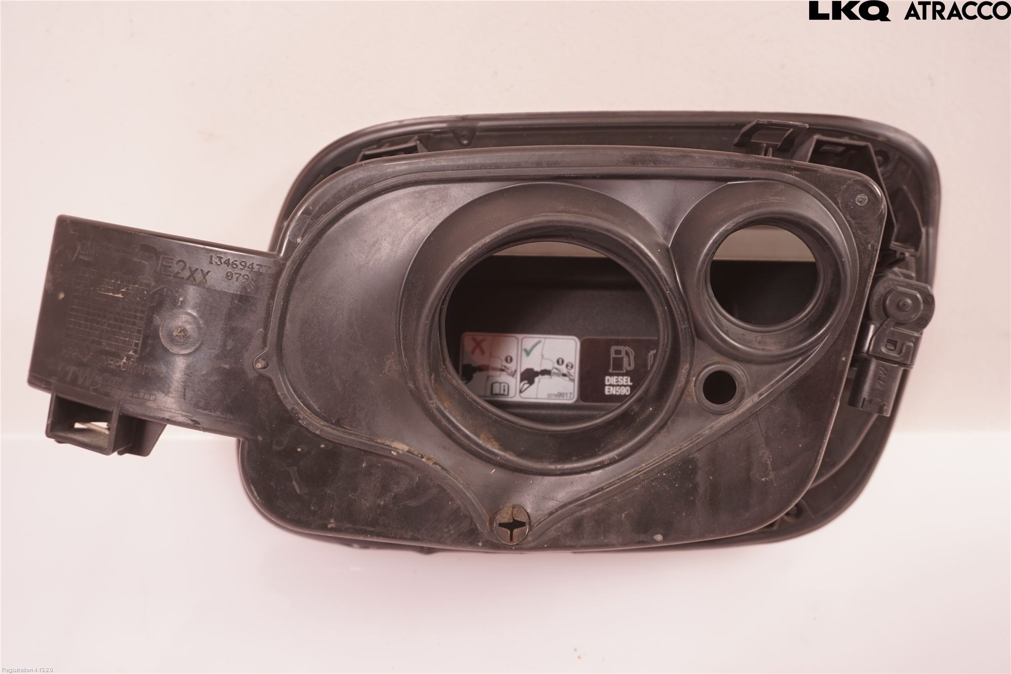 Opel INSIGNIA 17- Tanklucka