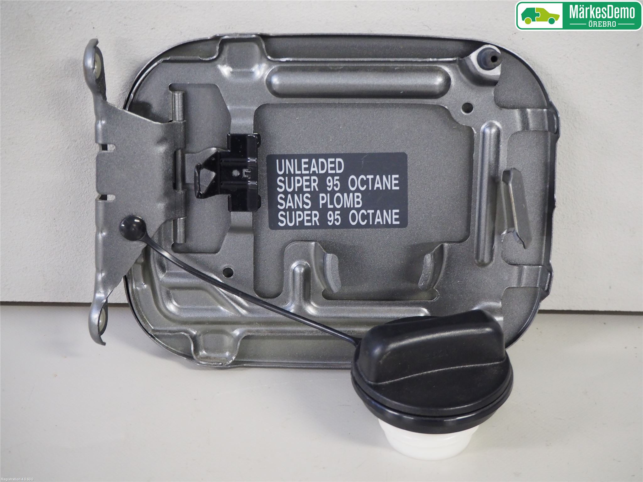 Nissan QASHQAI 14-17 Tanklucka