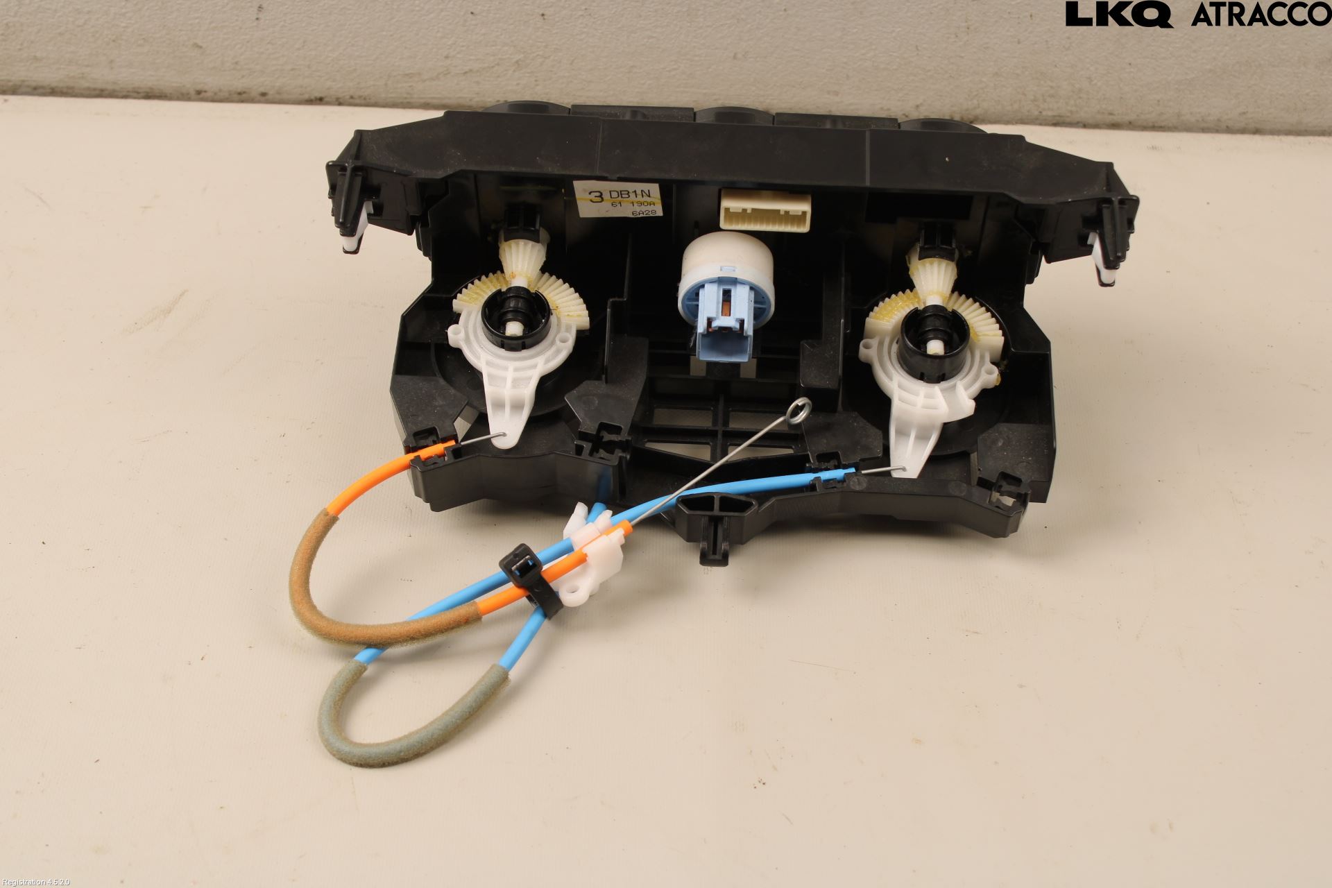 Mazda 2 (DJ) 15-22 Ac Styrenhet Ac Manöveren